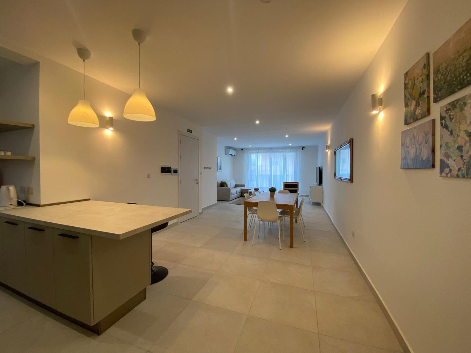 Swieqi Malaika New 7 *